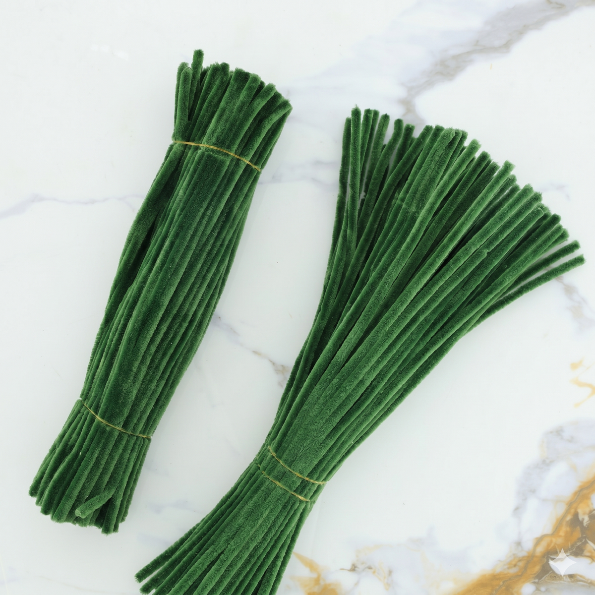 Premium Pipe Cleaners (7-8MM Approx.) (Mehendi Green)