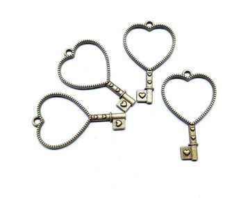 Crafteria ANTIQUE HEART KEY BEZELS