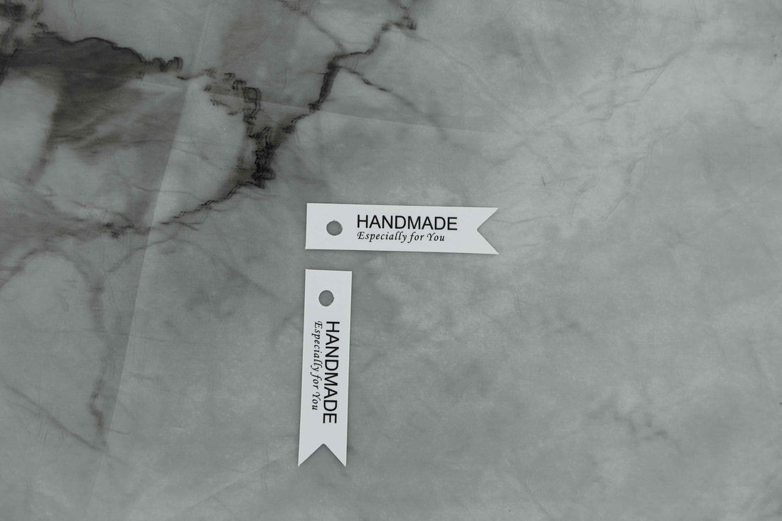 GENERIC Small White “Handmade – Especially For You” Slim Ribbon-shaped Decorative Tags – Pack Of 100 Pieces