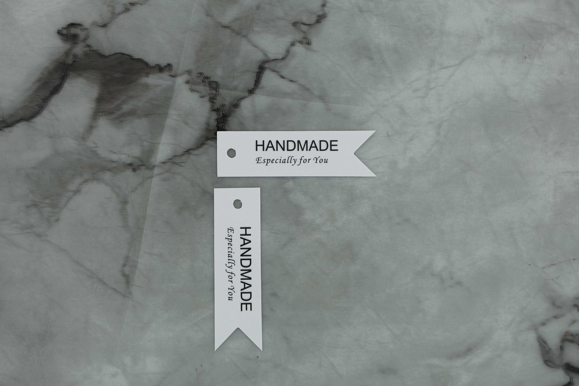 GENERIC White “Handmade – Especially For You” Wide Ribbon-shaped Decorative Tags – Pack Of 100 Pieces